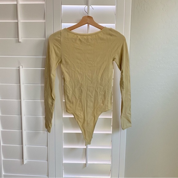 NWOT Intimately Free People Playing Favorites Bodysuit In light tan XS - Picture 1 of 3